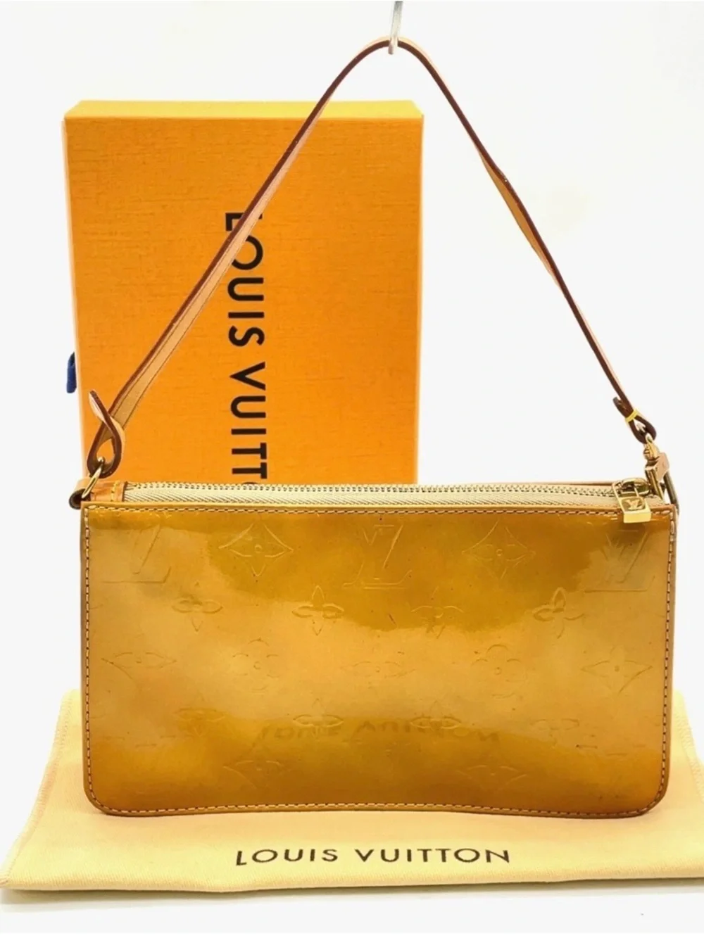 Auth Louis Vuitton Vernis Yellow Lexington Pouch Handbag W/ Box
